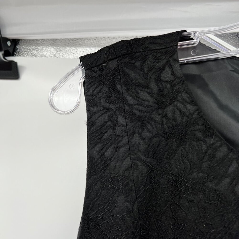 Calvin Klein Embroidered Floral Sheath Dress Sleeveless Black Size Medium Zip - Picture 5 of 9